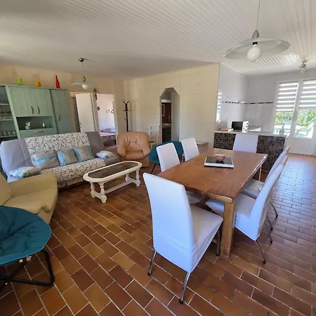 Maison Familiale Avec Jardin, Proche Plages Et Wifi - Fr-1-194-385 *