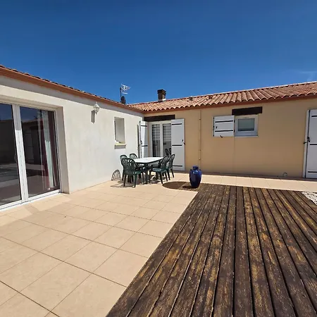 펜션 Maison Familiale Avec Jardin, Proche Plages Et Wifi - Fr-1-194-385 *